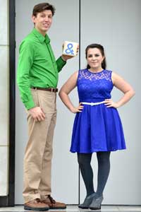 großer Mann und kleine Frau